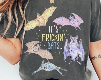 Pink Halloween Shirt, Pastel Bats Tshirt, Comfort Colors, Spooky Girly Tee, Whimsigoth Tshirt, Creepy Cute T-shirt, Pastel Goth, Pink Fall